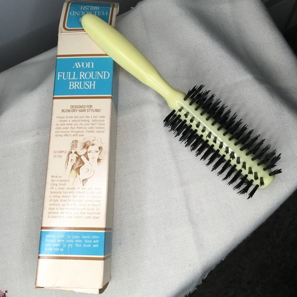 AVON Vintage Full Round Brush 8 1/4” Yellow New in a Box.
